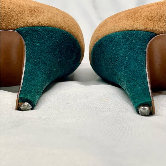 1980s Faux Suede Stiletto Pumps - Picture 7 of 7